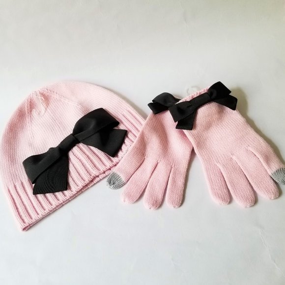 kate spade Accessories - Bundle: Kate Spade Beanie and Touch Tech Gloves